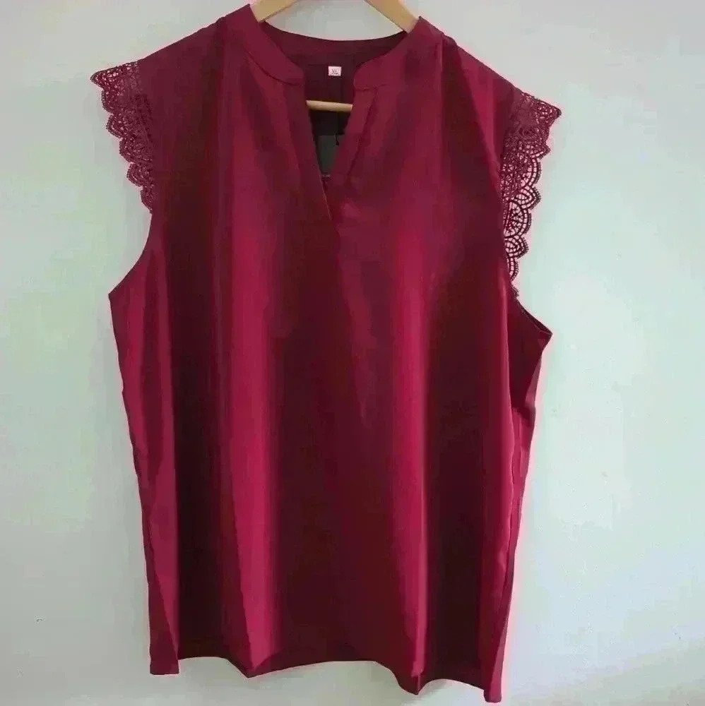 IANDROIY | Women's Burgundy Solid  V-Neck Sleeveless Laced Blouse